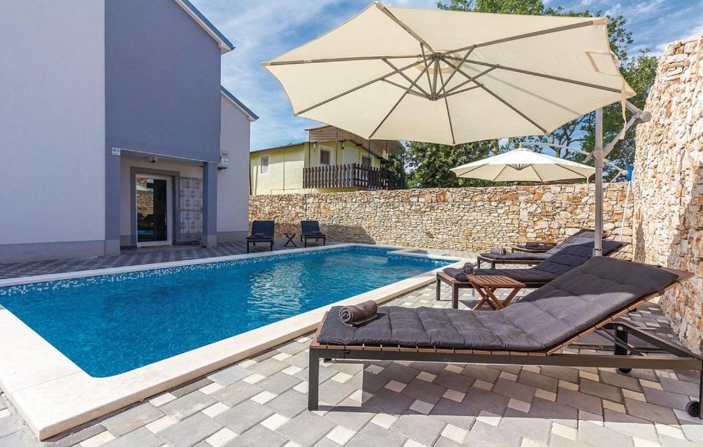 Holiday Home Ivan Peroj Exterior foto
